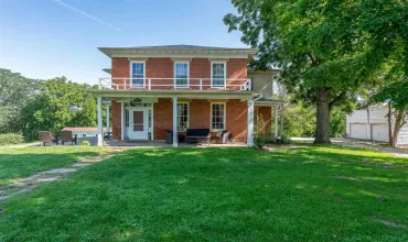 2260 Hickory Ave, Mt Pleasant, Iowa 52641, 4 Bedrooms Bedrooms, ,1 BathroomBathrooms,Residential,For Sale,Hickory Ave,202404537