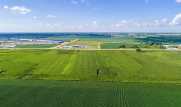 0 , 0 ,0,Land,4748 420th St, Iowa City, Iowa 52240,202404889