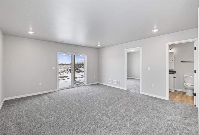 3 Bedrooms Bedrooms, ,3 BathroomsBathrooms,Residential,1402 Ruth Ave, North Liberty, Iowa 52317,202406370