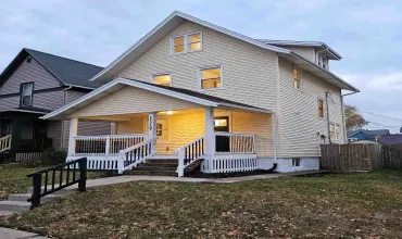 5 Bedrooms Bedrooms, ,2 BathroomsBathrooms,Residential,1519 4Th Ave SE, Cedar Rapids, Iowa 52403,202406138