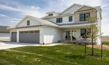 321 Heartland St, Fairfax, Iowa 52228, 5 Bedrooms Bedrooms, ,3 BathroomsBathrooms,Residential,For Sale,Heartland St,2407199