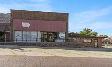 502 Elm, Williamsburg, Iowa 52361, ,Commercial Sale,For Sale,Elm,2407342