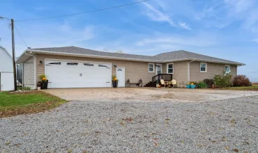 7567 27th, Watkins, Iowa 52354, 3 Bedrooms Bedrooms, ,2 BathroomsBathrooms,Residential,For Sale,27th,2407643