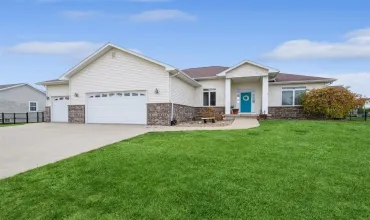 87 Cardinal, Atkins, Iowa 52206, 5 Bedrooms Bedrooms, ,3 BathroomsBathrooms,Residential,For Sale,Cardinal,2407723