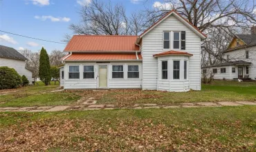 609 Resident Street, Olin, Iowa 52320, 3 Bedrooms Bedrooms, 6 Rooms Rooms,1 BathroomBathrooms,Residential,For Sale,Resident Street,2408061