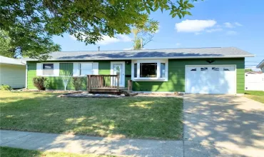 4530 Ford Ave NW, Cedar Rapids, Iowa 52405, 3 Bedrooms Bedrooms, ,1 BathroomBathrooms,Residential,For Sale,Ford Ave NW,2408167