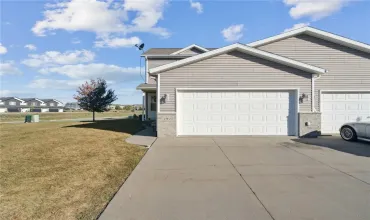 191 Alydar, North Liberty, Iowa 52317, 4 Bedrooms Bedrooms, ,3 BathroomsBathrooms,Residential,For Sale,Alydar,2406865