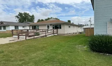 208 4th, Keystone, Iowa 52249, 3 Bedrooms Bedrooms, ,2 BathroomsBathrooms,Residential,For Sale,4th,2407428