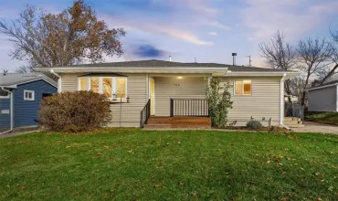 908 Regent St, Cedar Rapids, Iowa 52402, 3 Bedrooms Bedrooms, ,1 BathroomBathrooms,Residential,For Sale,Regent St,2407745