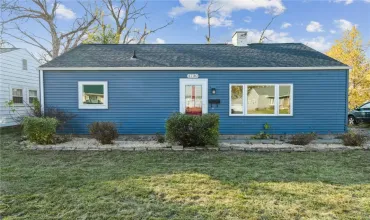 3730 Kencrest, Cedar Rapids, Iowa 52402, 3 Bedrooms Bedrooms, 5 Rooms Rooms,1 BathroomBathrooms,Residential,For Sale,Kencrest,2407766