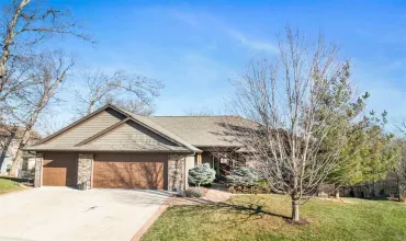 1660 Redbud Cir, North Liberty, Iowa 52317, 5 Bedrooms Bedrooms, ,3 BathroomsBathrooms,Residential,For Sale,Redbud Cir,202406678