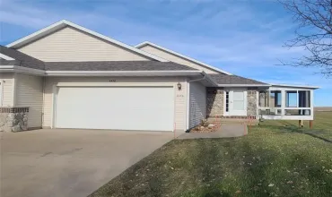 4436 Churchill, Marion, Iowa 52302, 3 Bedrooms Bedrooms, ,2 BathroomsBathrooms,Residential,For Sale,Churchill,2408274