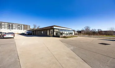 711 2nd St, Coralville, Iowa 52241, ,Commercial Sale,For Sale,2nd St,202406690