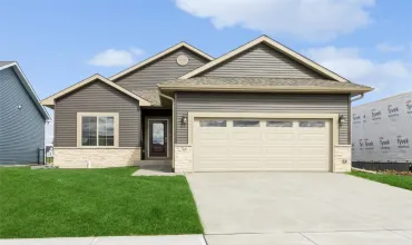 780 Kohl, North Liberty, Iowa 52317, 4 Bedrooms Bedrooms, ,3 BathroomsBathrooms,Residential,For Sale,Kohl,2408321