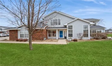 1315 Crossings, Cedar Rapids, Iowa 52402, 2 Bedrooms Bedrooms, ,2 BathroomsBathrooms,Residential,For Sale,Crossings,2408406