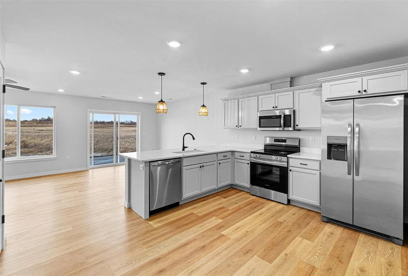 3 Bedrooms Bedrooms, 0 ,2 BathroomsBathrooms,Residential,3423 Holderness Rd, Coralville, Iowa 52241,202406704