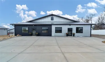 3230 Center Point, Robins, Iowa 52328, ,Commercial Sale,For Sale,Center Point,2408409