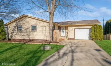 1225 Elm, Oelwein, Iowa 50662, 3 Bedrooms Bedrooms, ,1 BathroomBathrooms,Residential,For Sale,Elm,2408465