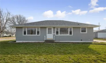 449 24th st, Cedar Rapids, Iowa 52405, 3 Bedrooms Bedrooms, ,1 BathroomBathrooms,Residential,For Sale,24th st,2408574