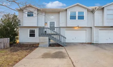 2302 10th St, Coralville, Iowa 52241, 3 Bedrooms Bedrooms, ,2 BathroomsBathrooms,Residential,For Sale,10th St,202406855