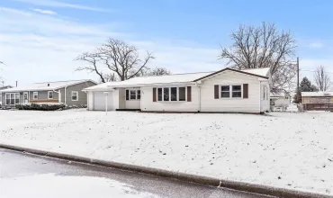 908 10th Ave, Washington, Iowa 52353, 3 Bedrooms Bedrooms, ,1 BathroomBathrooms,Residential,For Sale,10th Ave,202500163