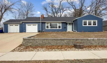 630 34th St NE, Cedar Rapids, Iowa 52402, 3 Bedrooms Bedrooms, ,1 BathroomBathrooms,Residential,For Sale,34th St NE,202500655