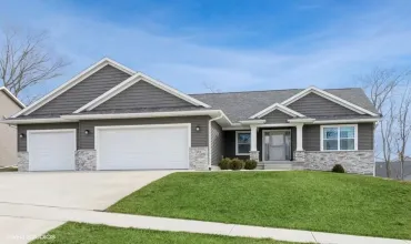 604 Greyson Lane, Tiffin, Iowa 52340, 5 Bedrooms Bedrooms, ,3 BathroomsBathrooms,Residential,For Sale,Greyson Lane,202401030