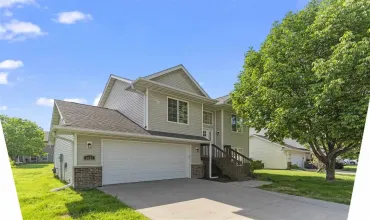 2627 Whispering Meadow Drive, Iowacity, Iowa 52240, 3 Bedrooms Bedrooms, ,2 BathroomsBathrooms,Residential,For Sale,Whispering Meadow Drive,202402904