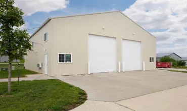 Commercial Sale,1178 Capital Dr SW, A, Cedar Rapids, Iowa 52404,202500702