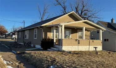 1270 20th, Cedar Rapids, Iowa 52404, 2 Bedrooms Bedrooms, ,1 BathroomBathrooms,Residential,For Sale,20th,2500680