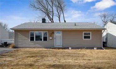 3752 Kencrest, Cedar Rapids, Iowa 52402, 3 Bedrooms Bedrooms, ,1 BathroomBathrooms,Residential,For Sale,Kencrest,2500900