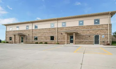 Commercial Lease,2854 Coral Ct, Suites 3 & 4, Coralville, Iowa 52241,202500980