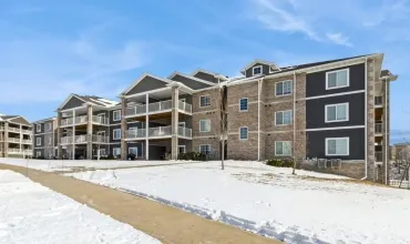 2867 Spring Rose Circle #205, Coralville, Iowa 52241, 1 Bedroom Bedrooms, ,1 BathroomBathrooms,Residential,For Sale,Spring Rose Circle #205,202501189