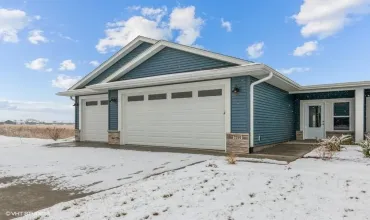 2185 Oak Terrace Avenue, North Liberty, Iowa 52317, 4 Bedrooms Bedrooms, ,3 BathroomsBathrooms,Residential,For Sale,Oak Terrace Avenue,202406800