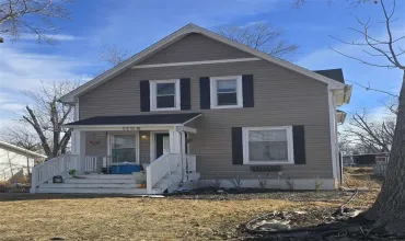 3 Bedrooms Bedrooms, ,1 BathroomBathrooms,Residential,1158 28th St, SE, Cedar Rapids, Iowa 52403,202501365