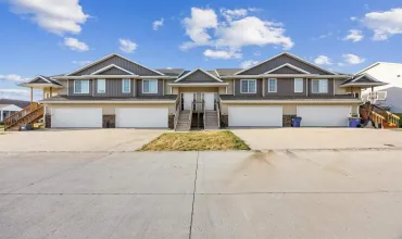 3 Bedrooms Bedrooms, ,3 BathroomsBathrooms,Residential,604 Riley Ln, West Branch, Iowa 52358,202501374