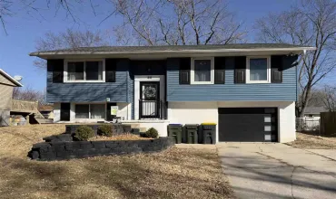 4 Bedrooms Bedrooms, ,2 BathroomsBathrooms,Residential,44 Regal Ln, Iowa City, Iowa 52240,202501400