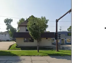 Commercial Lease,1569 1st, Cedar Rapids, Iowa 52403,2501019