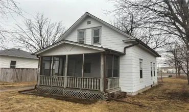 2 Bedrooms Bedrooms, ,1 BathroomBathrooms,Residential,435 9th, Cedar Rapids, Iowa 52404,2501409