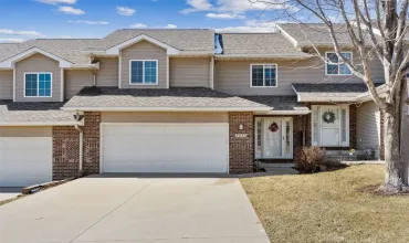 4 Bedrooms Bedrooms, ,3 BathroomsBathrooms,Residential,2244 Grantview, Coralville, Iowa 52241,2501447