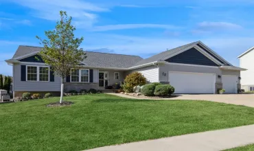 5 Bedrooms Bedrooms, ,3 BathroomsBathrooms,Residential,120 Highland, Fairfax, Iowa 52228,2501361