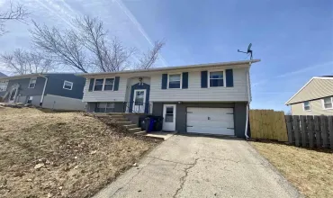 3 Bedrooms Bedrooms, ,1 BathroomBathrooms,Residential,3108 Huxley Ln SW, Cedar Rapids, Iowa 52404,202501640