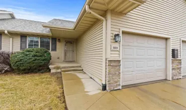 3 Bedrooms Bedrooms, ,3 BathroomsBathrooms,Residential,809 Duchess Dr, Solon, Iowa 52333,202501675