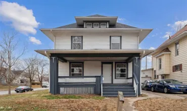 3 Bedrooms Bedrooms, ,2 BathroomsBathrooms,Residential,1561 4th Ave SE, Cedar Rapids, Iowa 52403,202501677