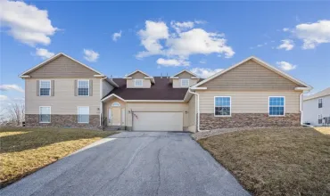 2 Bedrooms Bedrooms, ,2 BathroomsBathrooms,Residential,4700 Westchester, D, Cedar Rapids, Iowa 52402,2501412