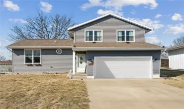 3 Bedrooms Bedrooms, ,2 BathroomsBathrooms,Residential,6808 Boulder, Cedar Rapids, Iowa 52405,2501736