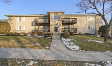 Residential,350 CAYMAN ST, Iowa City, Iowa 52245-3966,202502209