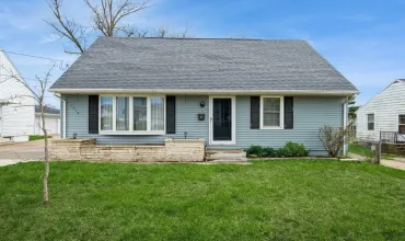 4 Bedrooms Bedrooms, ,1 BathroomBathrooms,Residential,1014 36th, Cedar Rapids, Iowa 52403,2503028