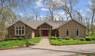 4 Bedrooms Bedrooms, ,2 BathroomsBathrooms,Residential,525 Indian Rd SE, Cedar Rapids, Iowa 52403,202502883