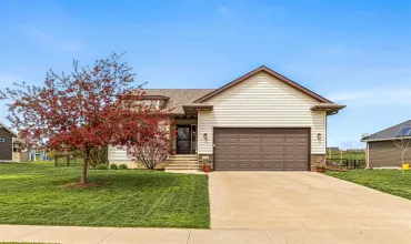 4 Bedrooms Bedrooms, ,3 BathroomsBathrooms,Residential,214 Cherry Lane, Tiffin, Iowa 52340,202502885